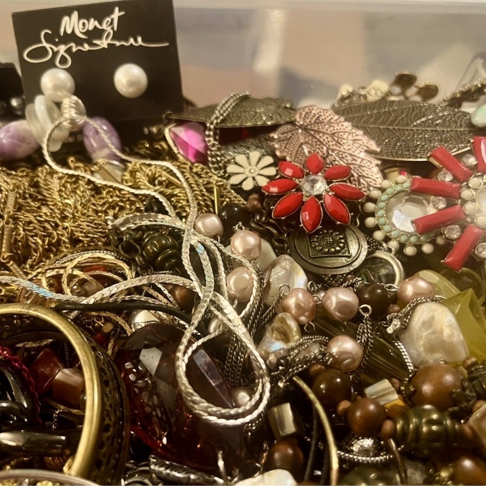 3 LB Vintage Estate Costume Jewelry lots~ Signed And Unsigned mostly Wearable